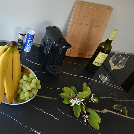 פרמנטורה Villa Kadinela, 200M From Kamenjak, Huge Quiet Garden With Barbecue, 2 New Kitchens מראה חיצוני תמונה