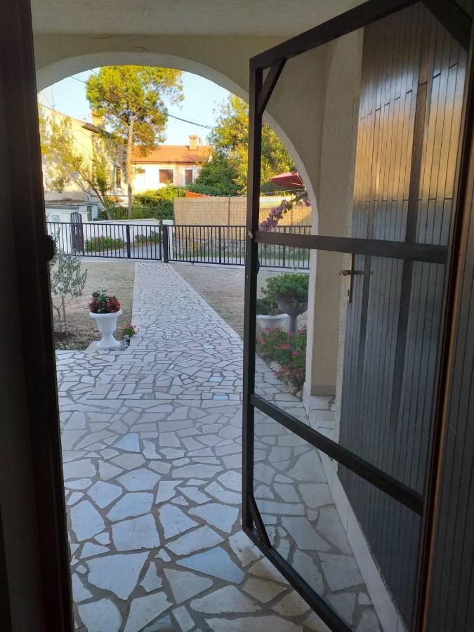 פרמנטורה Villa Kadinela, 200M From Kamenjak, Huge Quiet Garden With Barbecue, 2 New Kitchens מראה חיצוני תמונה