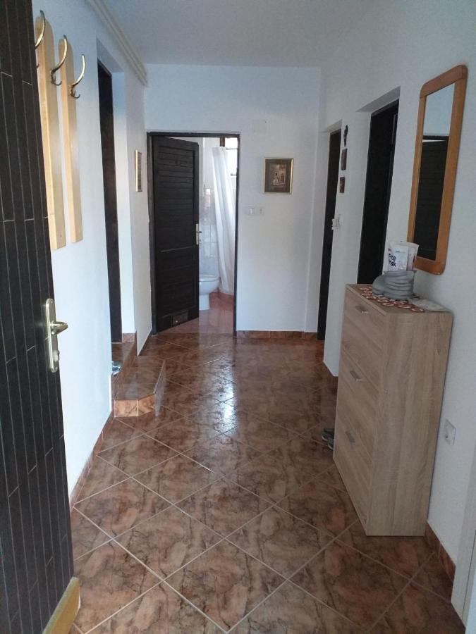 פרמנטורה Villa Kadinela, 200M From Kamenjak, Huge Quiet Garden With Barbecue, 2 New Kitchens מראה חיצוני תמונה