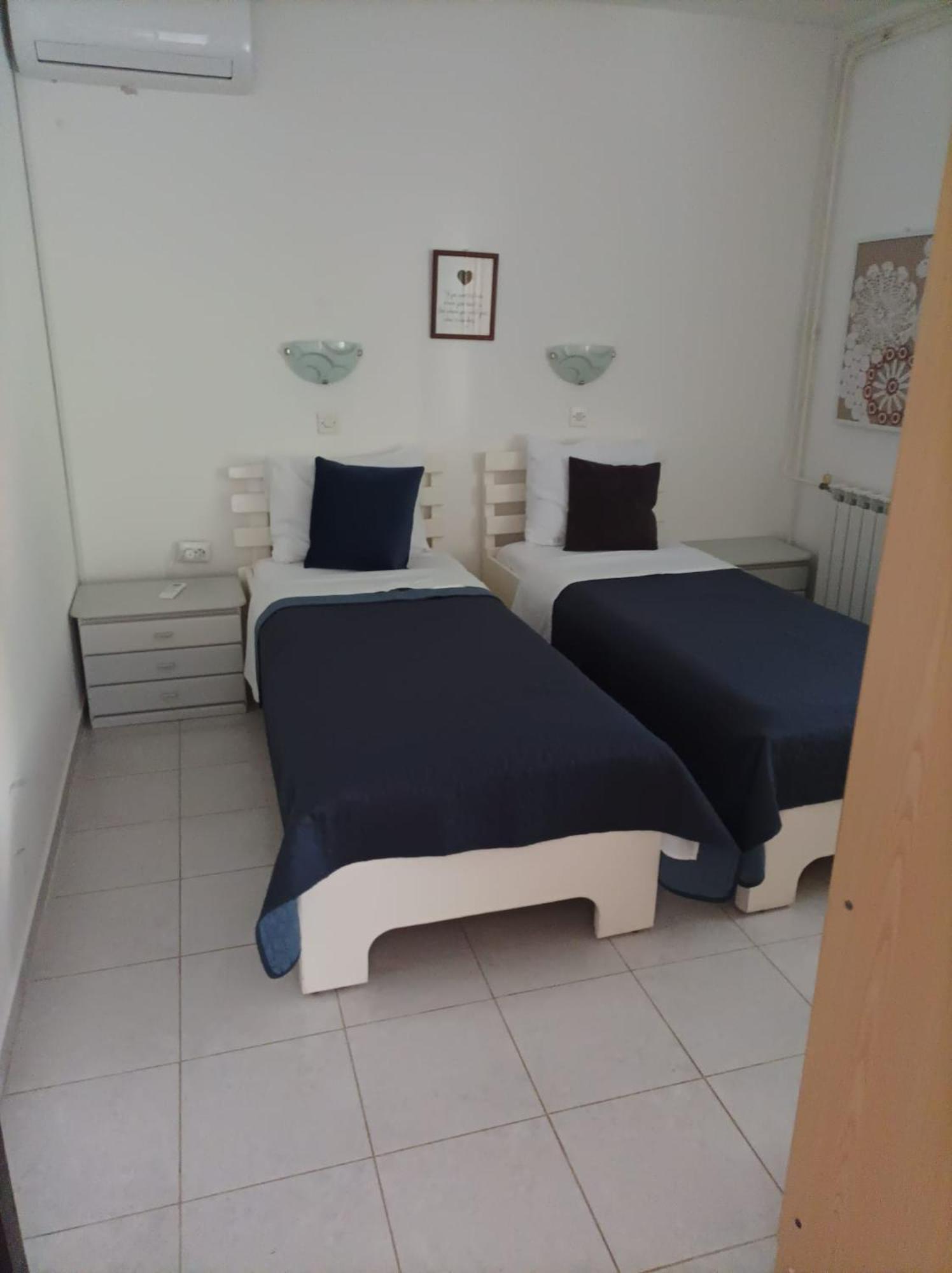 פרמנטורה Villa Kadinela, 200M From Kamenjak, Huge Quiet Garden With Barbecue, 2 New Kitchens מראה חיצוני תמונה